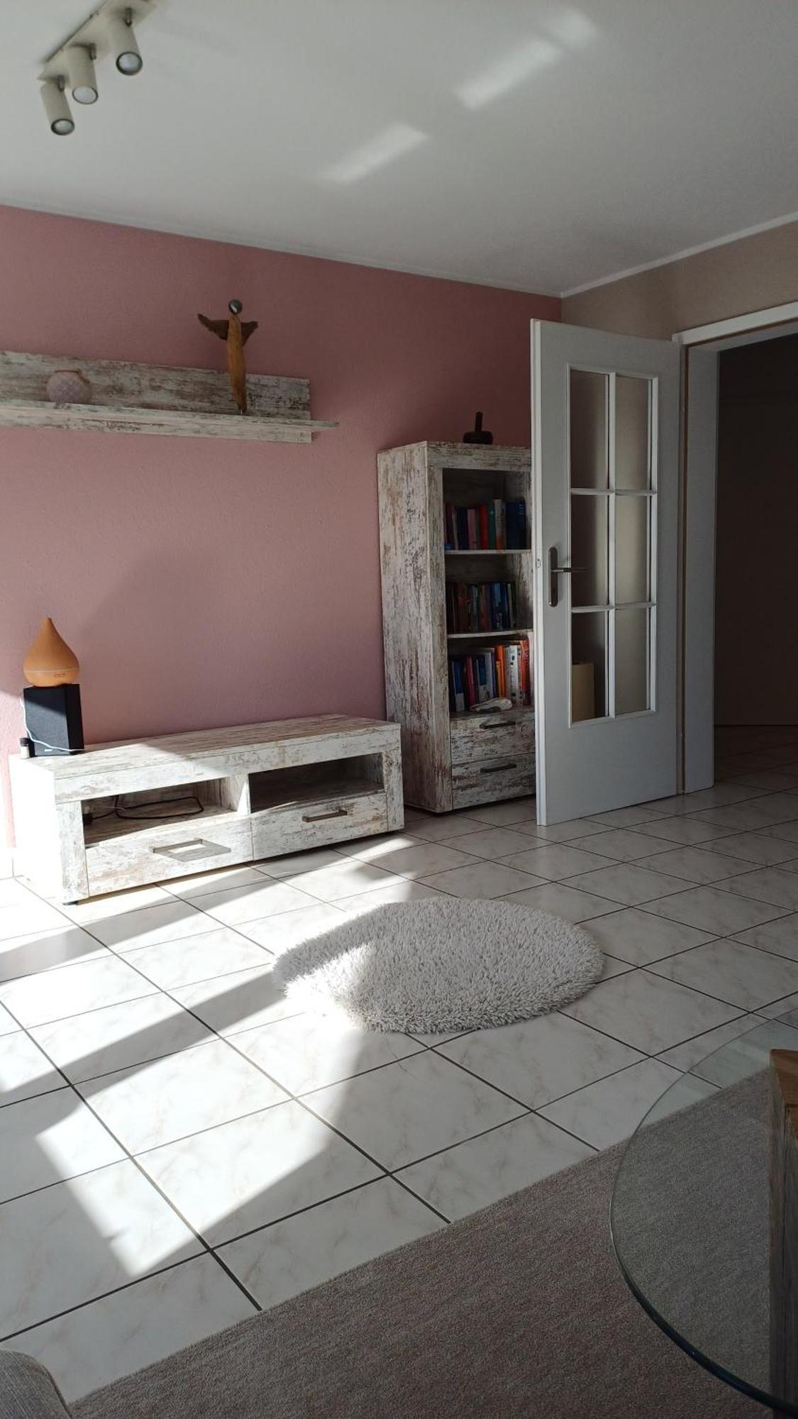 Helle Schoene Dachgeschosswohnung Mit Balkon Stockach Luaran gambar