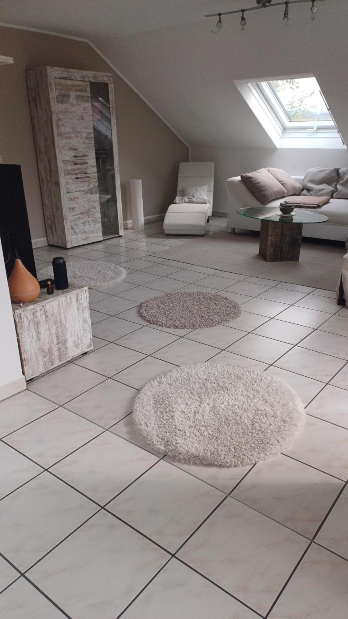 Helle Schoene Dachgeschosswohnung Mit Balkon Stockach Luaran gambar